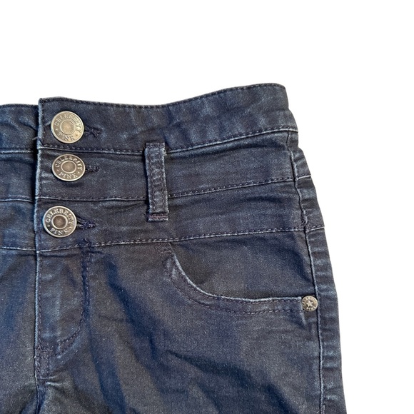 Y2K High-Waisted Hot Shorts - Picture 4 of 5